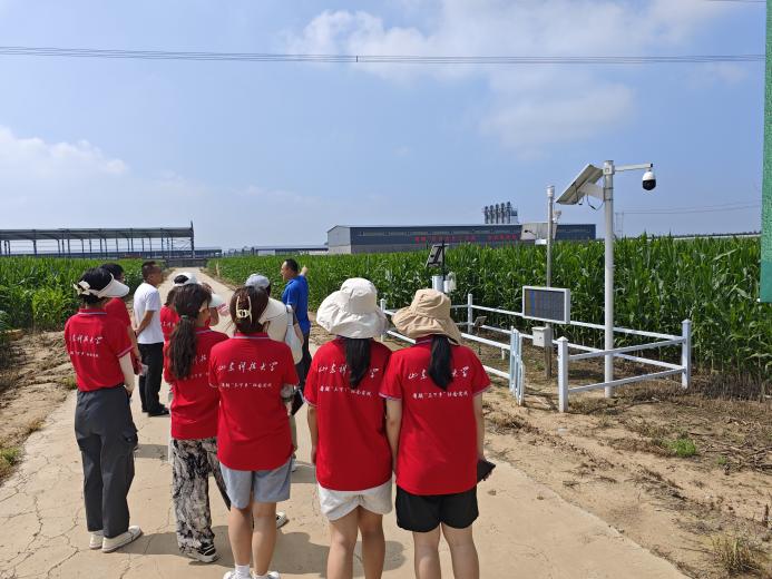 科技为智慧农业赋能——山东科技大学测绘学院“慧瞳智农”实践团开展暑期“三下乡”社会实践活动(图5)