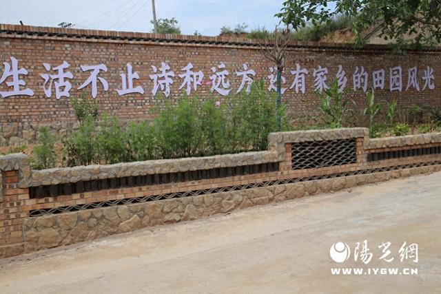 安博体育平台：执“千万工程”之笔绘宜君沃野“丰”景(图1)