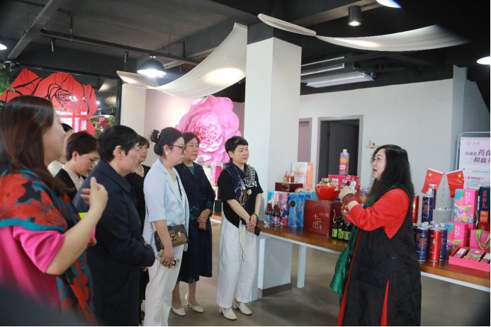 乡村新质生产力的另类表达玫瑰产业的多轨道融合发展(图2)