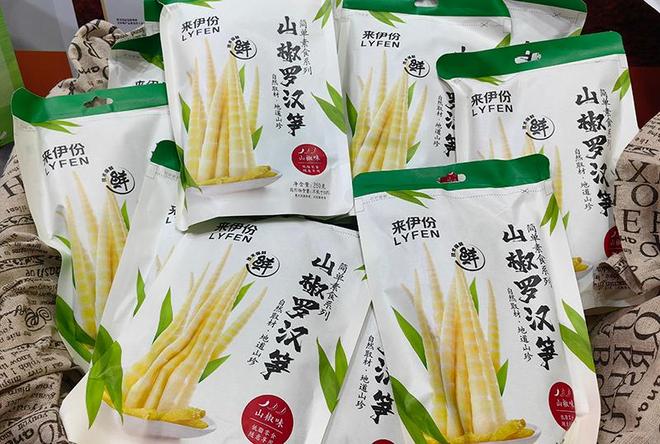 红花绽高原、藜麦结金穗“四个加”模式共谱协作新篇章(图7)