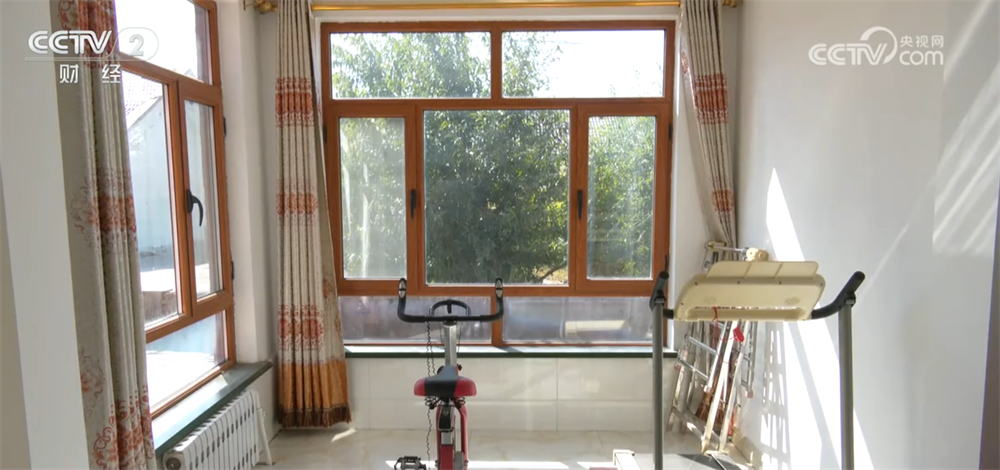 沃野金黄、瓜果飘香、渔获满仓铺展喜人“丰”景“科技+”让农业向“智”而行(图8)