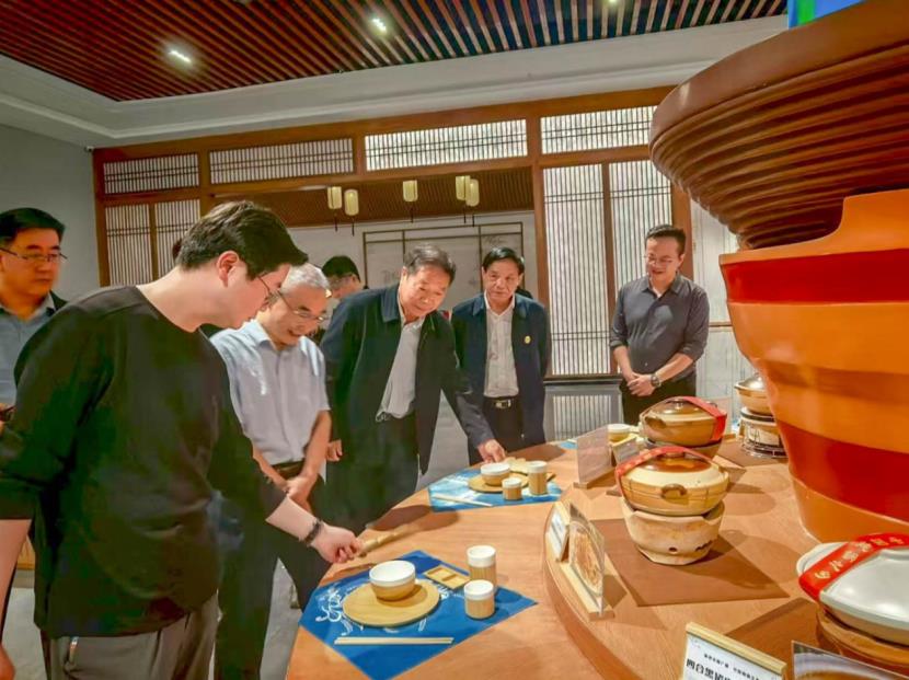 安博体育：安徽广德：专家调研+战略签约双驱动升级(图2)
