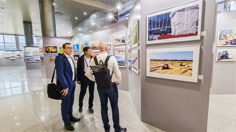 遇见丰收中国丨潍柴雷沃智慧农业杯2025主题影像展启幕(图3)