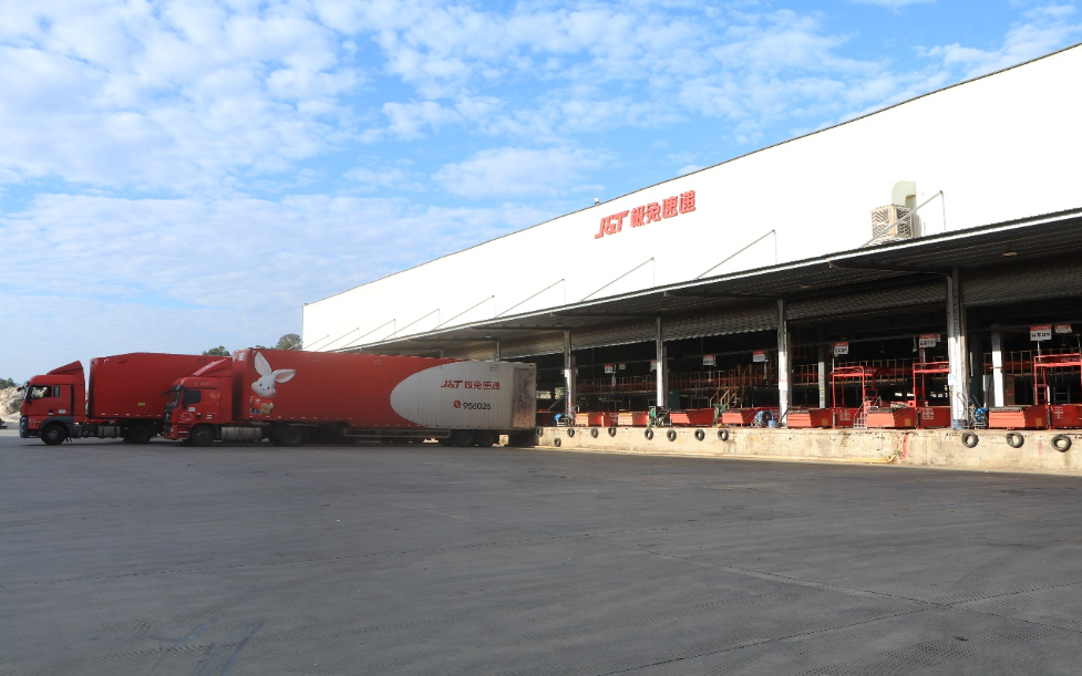 冲刺四季度决胜“全年红”！主流媒体奏响柳江奋进强音(图4)