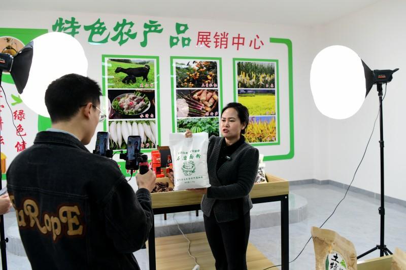 四川南充营山:结对帮扶共绘振兴新图景(图5)