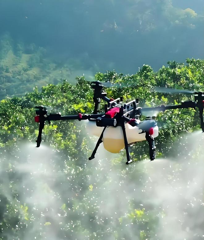 福建小伙子专做无人农业机公司年入10亿太牛了(图5)