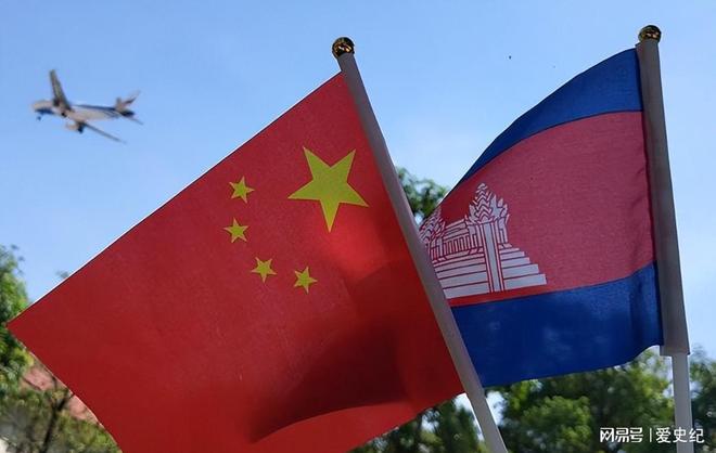 安博体育平台：柬埔寨对中国最疯狂豪赌开始了中方行动一架专机飞往东南亚(图4)
