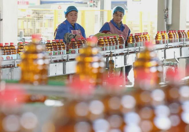 安博体育网站：韩俊部长答记者问：学会给农产品“梳妆打扮”(图5)